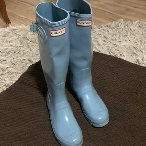 Baby blue hunter boots